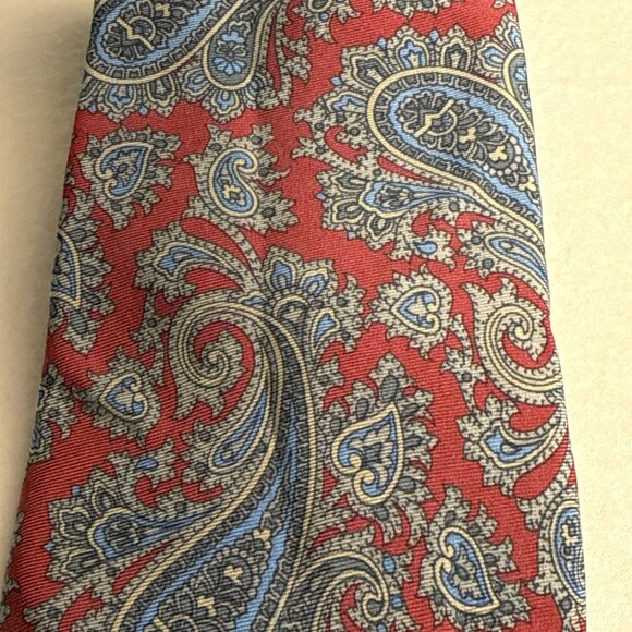 Bert Pulitzer Maroon Blue Paisley Pattern Silk Neck Tie Made in USA 52" X 3.50" - Picture 3 of 9